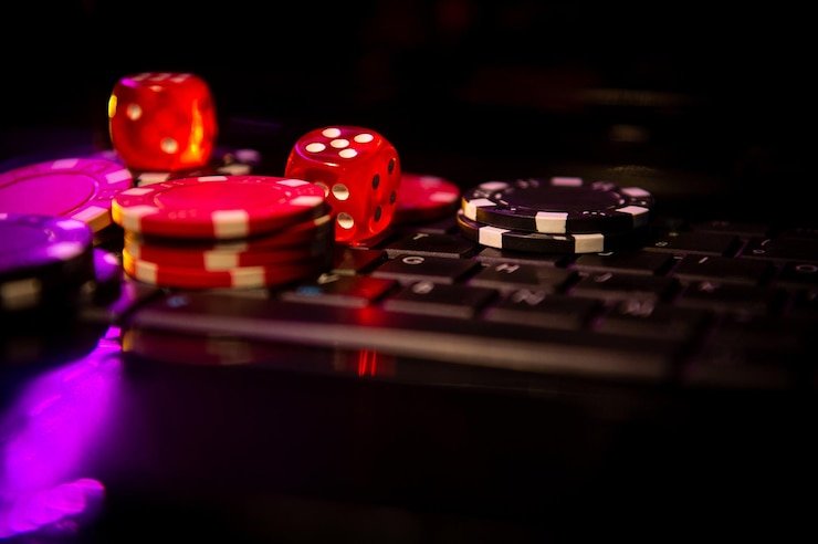 Antarmuka permainan BandarQ di aplikasi pilarplay mobile